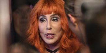 Cher Panics: ‘Radical Supreme Court’ Is ‘Responsible for Deaths of Hundreds of Thousands’