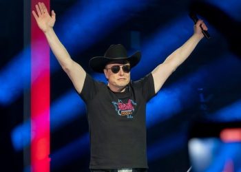Elon Musk Says He May Create a ‘Super Moderate Super PAC’ to Support Centrists