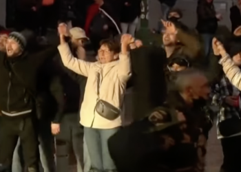 POLL: Citizens of the European Union Support Peace Over Saber-Rattling Against Russia
