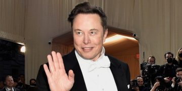 Elon Musk Files Countersuit Against Twitter