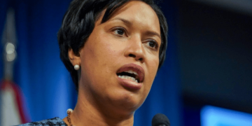 DC Mayor Calls For Activating National Guard To Handle Influx Of Illegal Migrants Flooding City