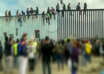 “Imagine an Aspen Airlift”: Tucker Suggests Hilarious Plan to Get Democrats to Care about Illegal Immigration [WATCH]