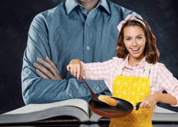 Pastor raises eyebrows after saying that Wives must obey their Husbands and make pancakes if they demand