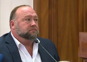 Alex Jones (1)