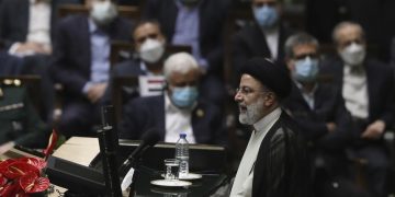 Iran's Violent Government Crackdown Is a Good Reminder of Why We Have the 2nd Amendment