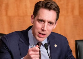 Josh Hawley Introduces Bill Allowing States to Deport Illegal Immigrants: ‘Let’s Take the Gloves Off’