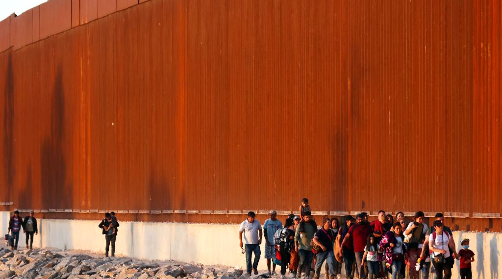 Highest Number in US History: Border Patrol Logs 8,000 Migrants Entering US Each Day
