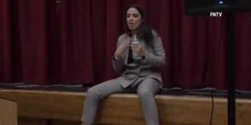 AOC Heckler