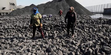 Democratic Party Captured by Environmentalists, Aiding Russia and China, Expert Claims