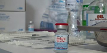 Myocarditis Risk From COVID-19 Vaccines Up To 3 times Higher From Moderna Than Pfizer: Study
