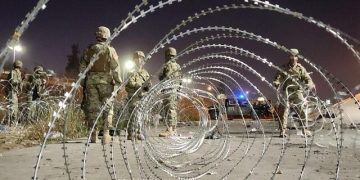 Texas National Guard Builds 2 Miles of Razor Wire Border Fencing near El Paso