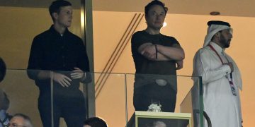 Elon Musk, Fair-Weather Friend?