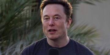 Elon Musk Gives Alarming Update on ‘Flaming Dumpster’ at Twitter: ‘Entire Code May Have Be Torn Down, Start from Scratch’