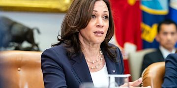 Harris praises officers who committed suicide 'protecting our democracy'