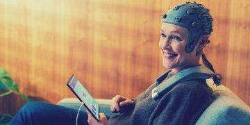 Radiofrequency Radiation Linked to Brain Damage and Alzheimer’s, Experts Warn
