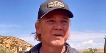 “Never Watch that Again”- Award-Winning Actor Reveals the “Disturbing” Demonic Event He Witnessed in Hollywood as a Child (VIDEO)