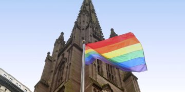 Pastor identifies the signs of a ‘woke’ church