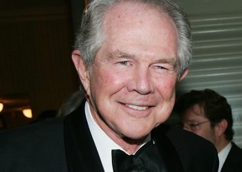 Pat Robertson Changed My Life With a Job, but Impacted Millions Through His Faith in God