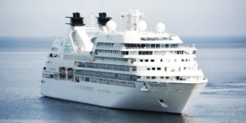Norovirus Outbreaks: Cruise Ships Are “Breeding Grounds”