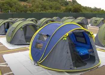 REPORT: San Diego’s ‘Safe Sleeping’ Site for the Homeless Remains Nearly Empty Since Opening