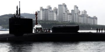 US Nuclear-Capable Sub Visits Asian Ally for First Time in Decades Amid North Korean Threats