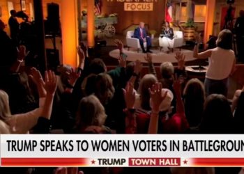 “That’s the Entire Room”: Harris Faulkner Stunned at How Many Women Are Worried About One Particular Issue