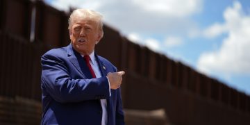 Human Traffickers Urge Illegal Aliens to Rush Across US Border Before Trump Takes Office