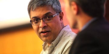 Dr Jay Bhattacharya
