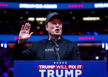 Democrat Senators: Investigate Musk for Alleged Russia Ties