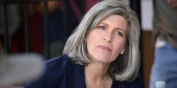 Trump World Sources: Joni Ernst Is Waging ‘Aggressive’ Personal Jihad Against Hegseth