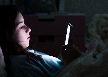 Teens Online Constantly
