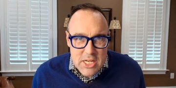 “Disastrously Bad”: Ex-CNN Analyst Goes Scorched Earth on Traitor Joe’s Pardons