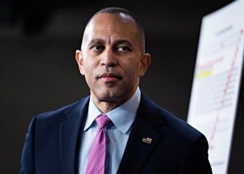 Democrat Leader Hakeem Jeffries Calls to Fight Trump’s Agenda ‘In the Streets’