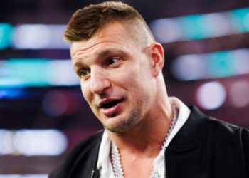 Rob Gronkowski on Referees Favoring the Chiefs: ‘There’s Something’