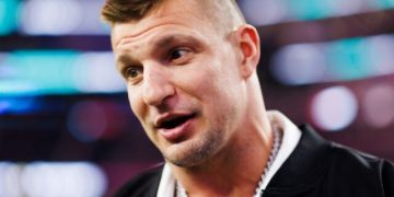 Rob Gronkowski on Referees Favoring the Chiefs: ‘There’s Something’