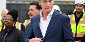 California lost 173K private jobs, added 181K public since Jan 2023