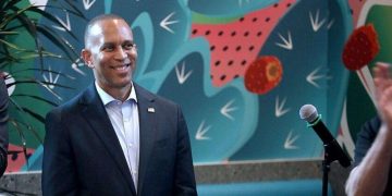 Mamdani-Loving Queer Socialist Primaries Hakeem Jeffries