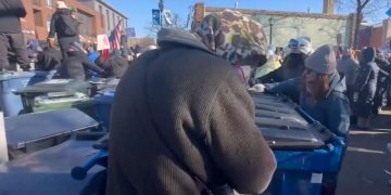 Anti-ICE Rioters Barricading Entire Blocks in Minneapolis as Police Appear to Be MIA