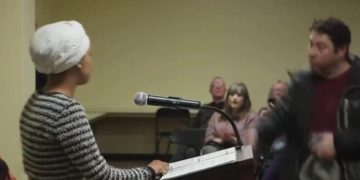Ilhan Omar (2)