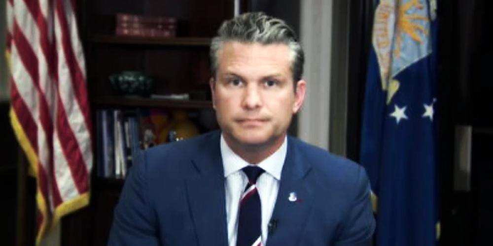 Pete Hegseth Asked How Venezuela Military Operation Differs From Iraq War