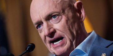 senator-mark-kelly-2