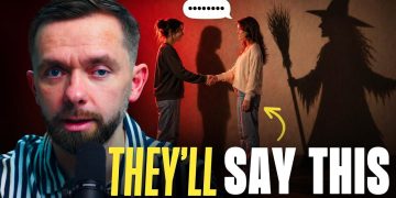 7 Signs THAT Person Is Actually a Witch
