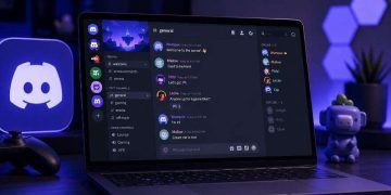 Popular Chat Site With Pedophile Epidemic Drowning in State Lawsuits